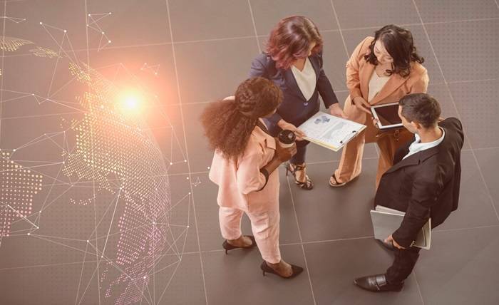 The Synergy Between Technology and Business Growth The Synergy Between Technology and Business Growth