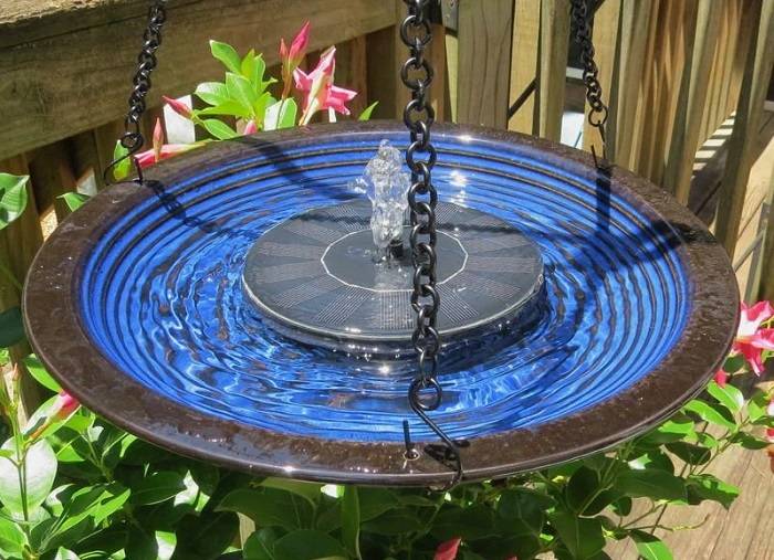 Benefits of Solar Bird Baths 1