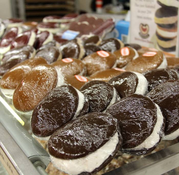 Exploring the Vibrant Culture and Bounty of the BirdinHand Farmers