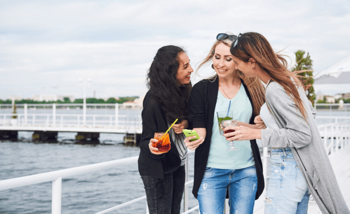 Boat Hire on Sydney Harbour: Guide to an Unforgettable Cruise Screenshot 3